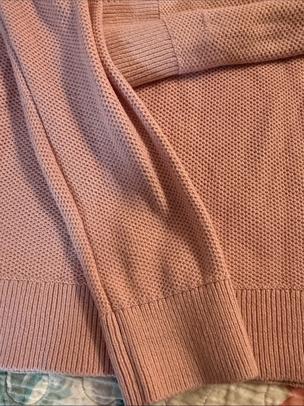 Banana Republic Dusty Rose Crewneck Sweater